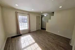 301 Belden Pl, Munster, IN 46321 - Photo 2