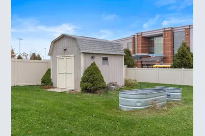 8407 Heron Lake Road, Saint John, IN 46373 - Photo 22