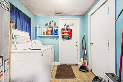 408 E 14th Street, La Porte, IN 46350 - Photo 14