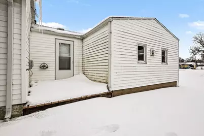 408 E 14th Street, La Porte, IN 46350 - Photo 16