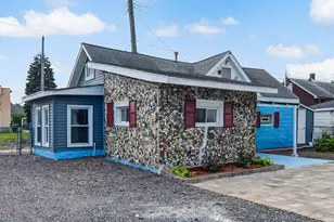 246 142nd St, Hammond, IN 46327 - Photo 2