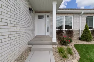 10691 Walnut Dr, Saint John, IN 46373 - Photo 2