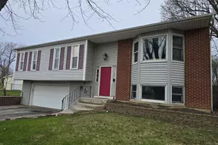 79 Maple Ct, Hebron, IN 46341 - Photo 1