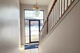 604 Cambridge Ct, Munster, IN 46321 - Photo 2