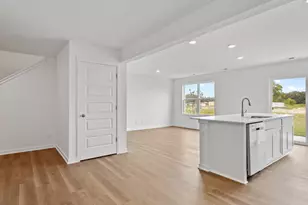 581 Cressmoor Blvd, Hobart, IN 46342 - Photo 6