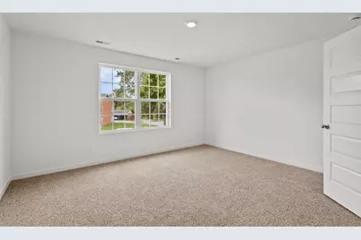 581 Cressmoor Boulevard, Hobart, IN 46342 - Photo 12