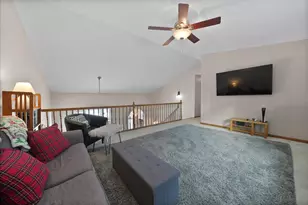 2131 E 9th Pl, Hobart, IN 46342 - Photo 18