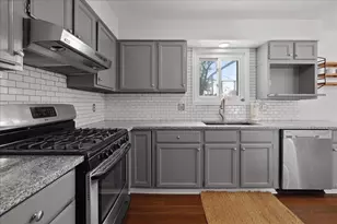 2131 E 9th Pl, Hobart, IN 46342 - Photo 8