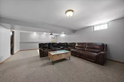 2131 E 9th Place, Hobart, IN 46342 - Photo 22