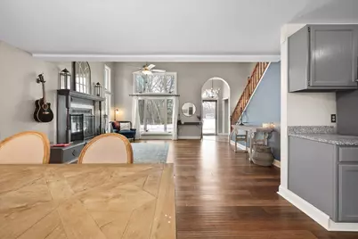 2131 E 9th Place, Hobart, IN 46342 - Photo 6