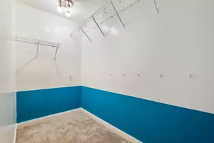 1070 Lakeview Dr, Hobart, IN 46342 - Photo 28