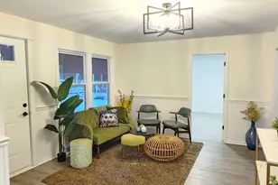 2014 E Elm St, Griffith, IN 46319 - Photo 8