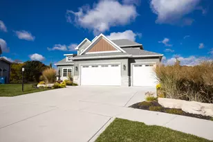 7264 E 115th Ave, Crown Point, IN 46307 - Photo 2