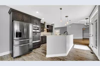 10427 N 600 W, Demotte, IN 46310 - Photo 6