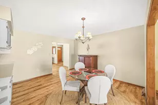 2975 Sunset St, Portage, IN 46368 - Photo 6