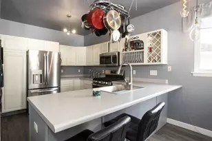 7546 Mary Kay Ct, Crown Point, IN 46307 - Photo 10