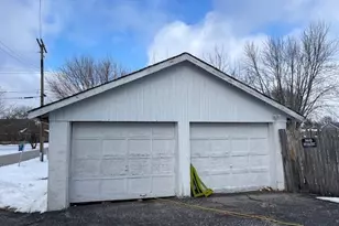 112 W State St, Morocco, IN 47963 - Photo 4