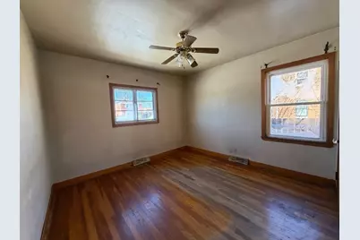 1593 Kenilworth Drive, Calumet City, IL 60409 - Photo 8