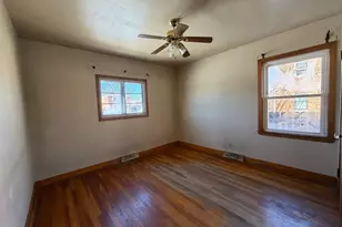 1593 Kenilworth Dr, Calumet City, IL 60409 - Photo 8