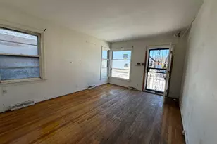 1593 Kenilworth Dr, Calumet City, IL 60409 - Photo 2