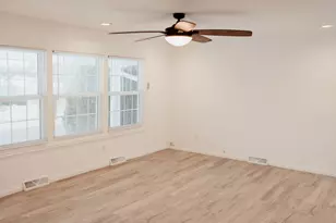 919 Seneca Dr, Crown Point, IN 46307 - Photo 12