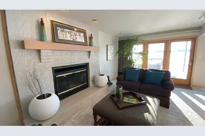 2480 E Lakeshore Drive, Crown Point, IN 46307 - Photo 86