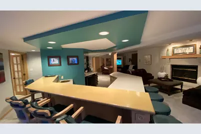 2480 E Lakeshore Drive, Crown Point, IN 46307 - Photo 4