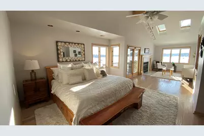 2480 E Lakeshore Drive, Crown Point, IN 46307 - Photo 38