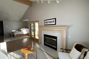 2480 E Lakeshore Dr, Crown Point, IN 46307 - Photo 40