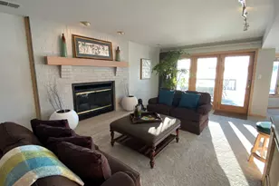 2480 E Lakeshore Dr, Crown Point, IN 46307 - Photo 100