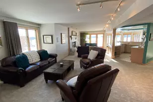 2480 E Lakeshore Dr, Crown Point, IN 46307 - Photo 80