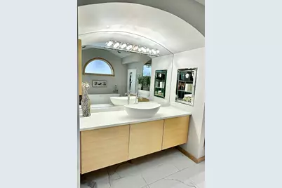 2480 E Lakeshore Drive, Crown Point, IN 46307 - Photo 52