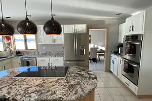 2480 E Lakeshore Dr, Crown Point, IN 46307 - Photo 32