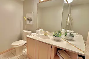 2480 E Lakeshore Dr, Crown Point, IN 46307 - Photo 114