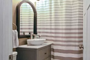 337 N Virginia St, Hobart, IN 46342 - Photo 10