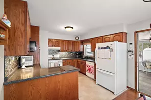 5851 Newport Ave, Portage, IN 46368 - Photo 6