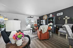 284 Castlewood Dr, Valparaiso, IN 46385 - Photo 30