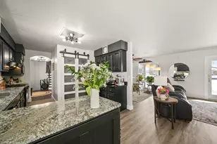 284 Castlewood Dr, Valparaiso, IN 46385 - Photo 22