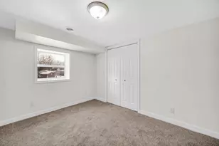 2044 Hidden Valley Dr, Crown Point, IN 46307 - Photo 22