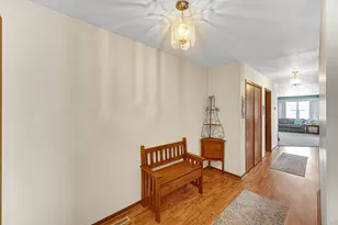 8613 Van Buren St, Merrillville, IN 46410 - Photo 2