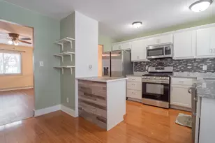 1058 W 61st Ave, Merrillville, IN 46410 - Photo 6