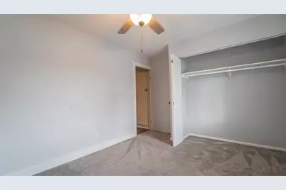 1058 W 61st Avenue, Merrillville, IN 46410 - Photo 16