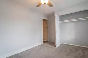 1058 W 61st Ave, Merrillville, IN 46410 - Photo 16