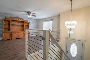 1058 W 61st Ave, Merrillville, IN 46410 - Photo 2