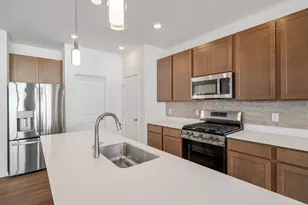 4064 Reflection Pl, Valparaiso, IN 46385 - Photo 8