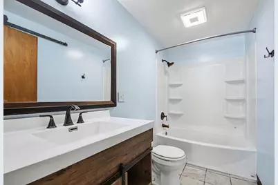 8172 E Emery Road, New Carlisle, IN 46552 - Photo 6