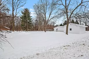 8172 E Emery Rd, New Carlisle, IN 46552 - Photo 12