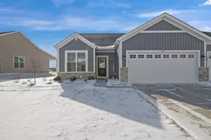 4057 Reflection Pl, Valparaiso, IN 46385 - Photo 1