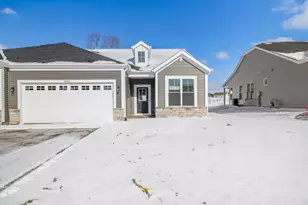 4060 Reflection Pl, Valparaiso, IN 46385 - Photo 1