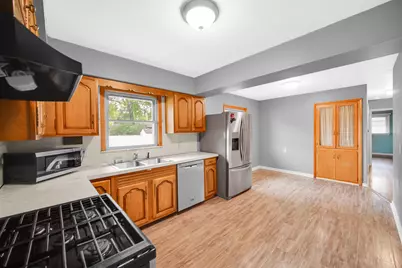 8939 Parrish Avenue, Highland, IN 46322 - Photo 8